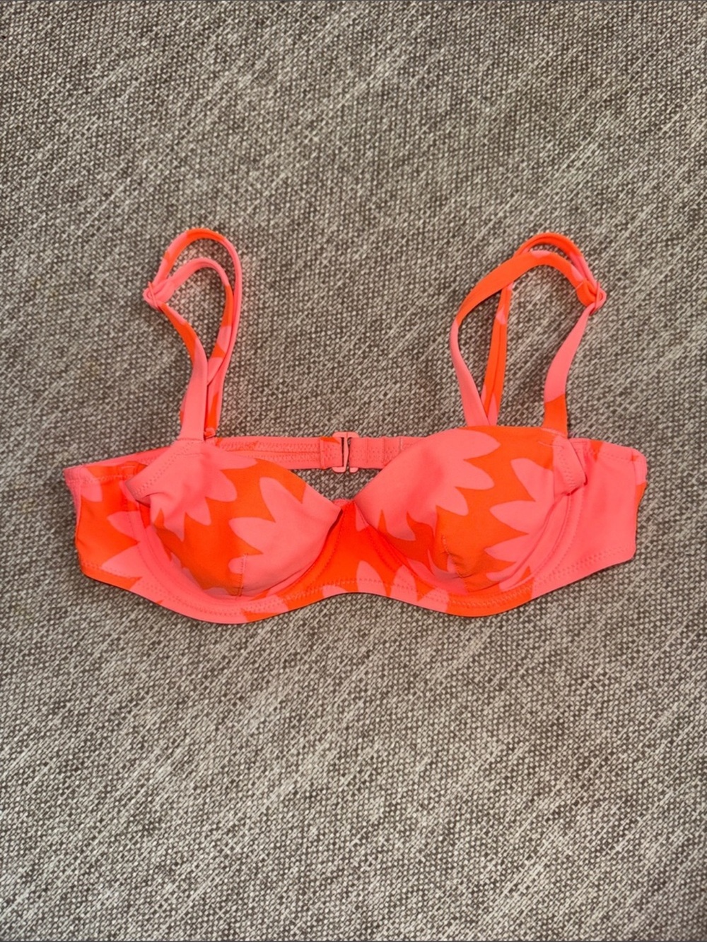 aerie Coral & Neon Pink Floral Underwire Bikini Top